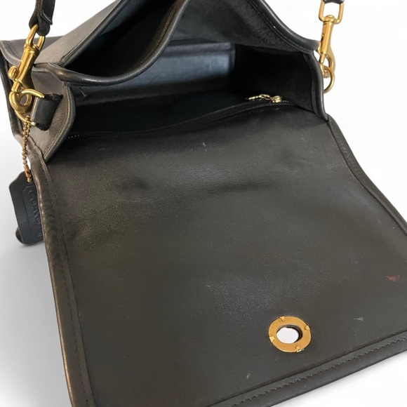 COACH Vintage HON-9870 Leather Turn Lock Messenger Crossbody Top Handle Bag - Picture 2 of 10